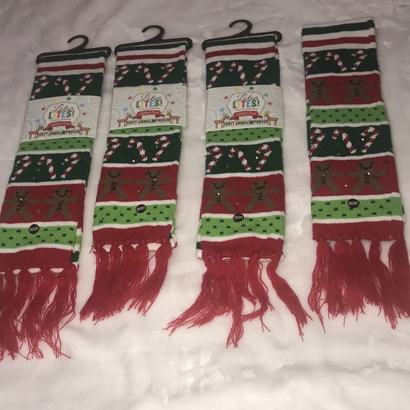 🆕 Adorable set of 4 children’s scarves with lights - Picture 6 of 13